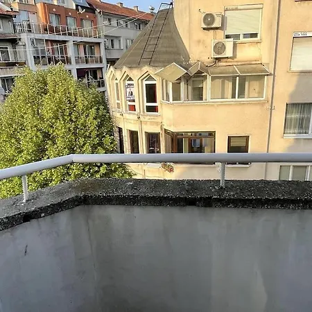 Summer Rooftop Apartment